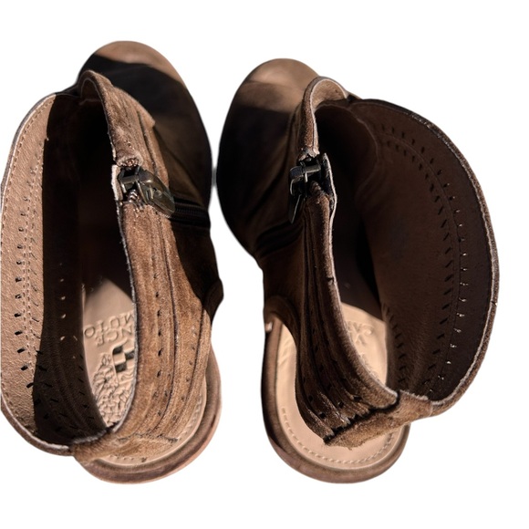 Vince Camuto Womens Shoe Koral Bootie 8.5 Tan Brown Suede Open Toe Ankle Boot - Picture 7 of 9